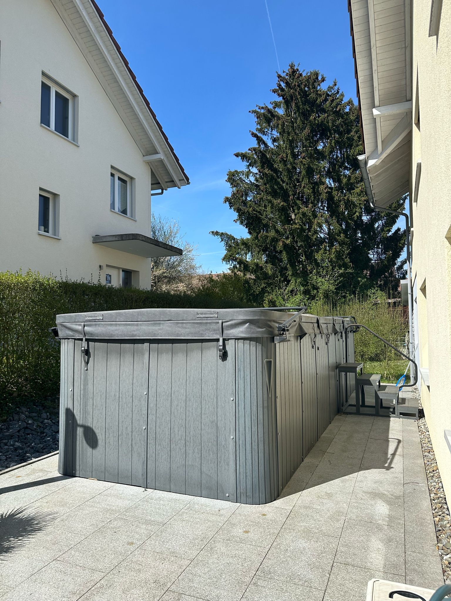 GRATIS abzugeben: Swim Spa Phoenix (ca. 8 Jahre alt)